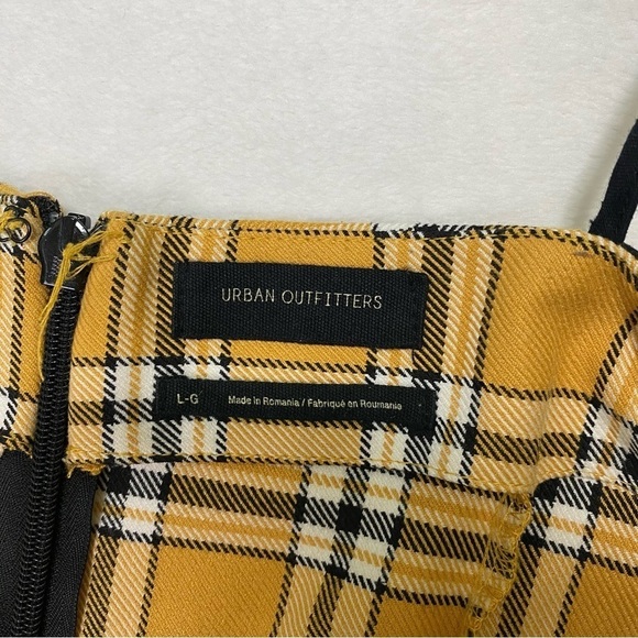 Urban Outfitters Mini Dress Sz Large Plaid Yellow Clueless 90s - Picture 5 of 9